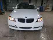 ✅ 2006 BMW 3 Series 325i • VIN: WBAVB17536NK35556 • Lot: 55650085. Wystawiony na Copart z przebiegiem 149 964 mil. Bezpłatny archiwum sprzedaży aukcyjnych z USA i szczegółowy raport historii pojazdu na DreamBid. Zdjęcie 5.