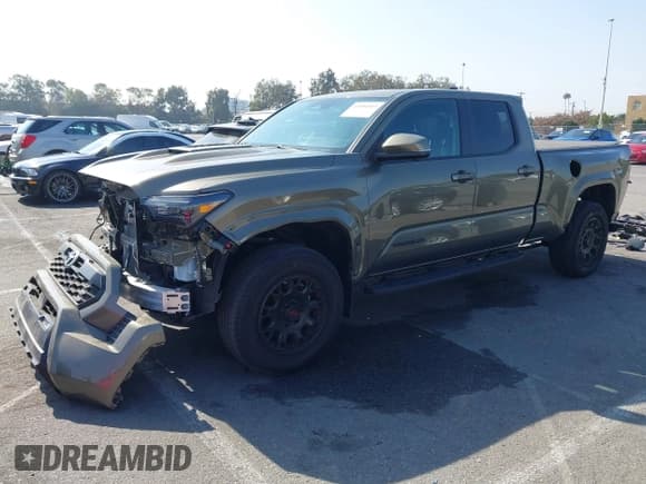 ✅ 2024 Toyota Tacoma SR5 • VIN: 3TMLB5FN6RM009657 • Lot: 43496813. Listed on IAAI with 10,409 mi. Free auction sales archive from the USA and detailed vehicle history report at DreamBid. Image 20.