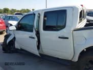 ✅ 2021 Nissan Frontier SV • VIN: 1N6ED0EB8MN717952 • Lot: 41995406. Wystawiony na IAAI z przebiegiem 67 048 mil. Bezpłatny archiwum sprzedaży aukcyjnych z USA i szczegółowy raport historii pojazdu na DreamBid. Zdjęcie 15.