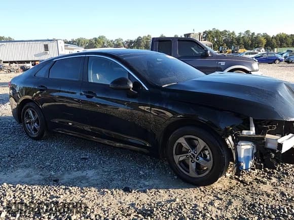 ✅ 2024 Kia K5 LXS • VIN: 5XXG14J2XRG251462 • Lot: 84028145. Wystawiony na Copart z przebiegiem 42 580 mil. Bezpłatny archiwum sprzedaży aukcyjnych z USA i szczegółowy raport historii pojazdu na DreamBid. Zdjęcie 13.