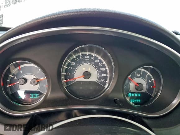 ✅ 2011 Chrysler 200 Limited • VIN: 1C3BC7EG1BN560666 • Лот: 95310485. Опубликован ранее на Copart с пробегом 60 499 миль. Бесплатный доступ к архиву аукционных продаж из США и подробный отчёт об истории автомобиля на DreamBid. Изображение 9.