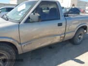 ✅ 2000 Chevrolet S-10 LS • VIN: 1GCCS14W2YK197779 • Лот: 41979310. Опубликован ранее на IAAI с пробегом 154 000 миль. Бесплатный доступ к архиву аукционных продаж из США и подробный отчёт об истории автомобиля на DreamBid. Изображение 6.