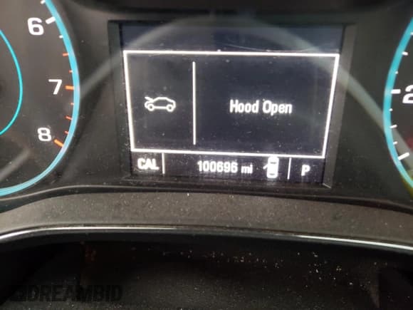 ✅ 2017 Chevrolet Cruze LT • VIN: 1G1BE5SM6H7112708 • Lot: 69713882. Listed on Copart with 100,696 mi. Free auction sales archive from the USA and detailed vehicle history report at DreamBid. Image 9.