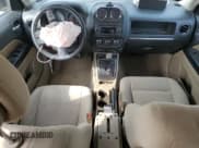 ✅ 2015 Jeep Patriot Latitude • VIN: 1C4NJRFB8FD207205 • Лот: 51487645. Опубликован ранее на Copart с пробегом 181 649 миль. Бесплатный доступ к архиву аукционных продаж из США и подробный отчёт об истории автомобиля на DreamBid. Изображение 8.