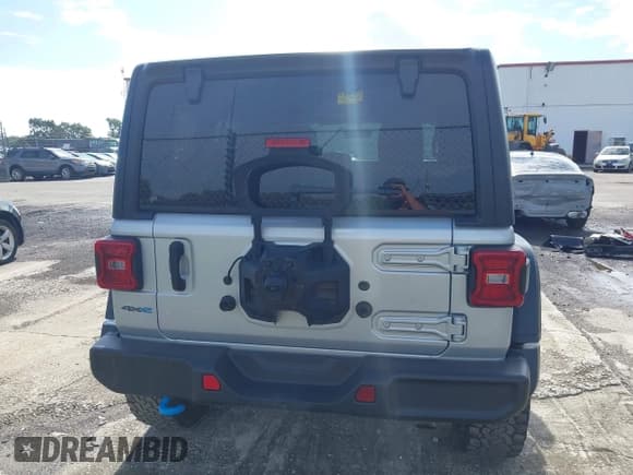 ✅ 2023 Jeep Wrangler Rubicon • VIN: 1C4JJXR63PW703424 • Лот: 42639653. Опубликован ранее на IAAI с пробегом 46 412 миль. Бесплатный доступ к архиву аукционных продаж из США и подробный отчёт об истории автомобиля на DreamBid. Изображение 15.