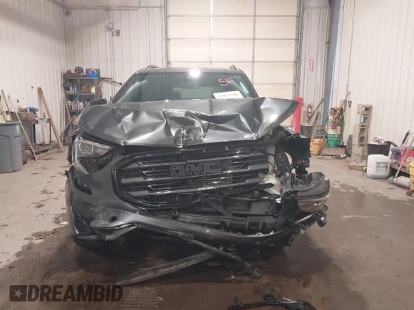 ✅ 2020 GMC Terrain SLE • VIN: 3GKALTEV3LL157938 • Lot: 43479788. Wystawiony na IAAI z przebiegiem 22 951 mil. Bezpłatny archiwum sprzedaży aukcyjnych z USA i szczegółowy raport historii pojazdu na DreamBid. Zdjęcie 12.