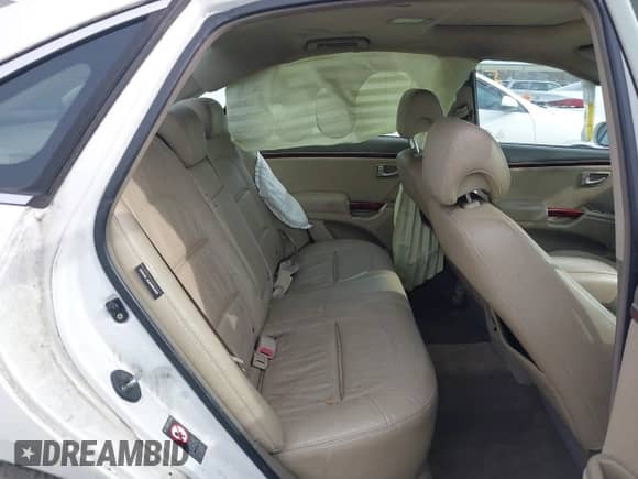 2008 Hyundai Azera Limited с VIN KMHFC46F18A306212, выставлен на аукционе IAAI как лот 42025792 с пробегом 230 350 миль миль и . История ставок и продаж доступна на DreamBid. Изображение 8.