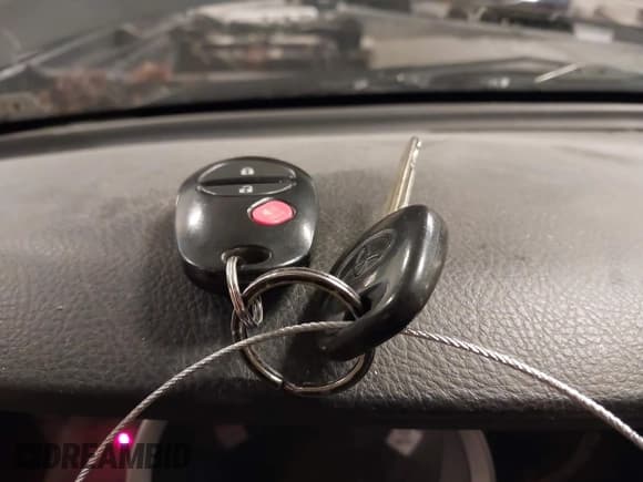 ✅ 2013 Toyota Tacoma • VIN: 3TMMU4FN9DM052987 • Лот: 42325979. Опубликован ранее на IAAI с пробегом 200 379 миль. Бесплатный доступ к архиву аукционных продаж из США и подробный отчёт об истории автомобиля на DreamBid. Изображение 11.