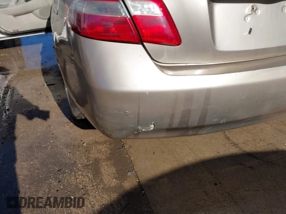 ✅ 2008 Toyota Camry LE • VIN: 4T1BE46K18U779032 • Лот: 43626363. Опубликован ранее на IAAI с пробегом 191 804 миль. Бесплатный доступ к архиву аукционных продаж из США и подробный отчёт об истории автомобиля на DreamBid. Изображение 6.