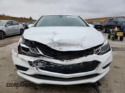 ✅ 2018 Chevrolet Cruze LT • VIN: 1G1BE5SM0J7172361 • Lot: 84968795. Wystawiony na Copart z przebiegiem 74 695 mil. Bezpłatny archiwum sprzedaży aukcyjnych z USA i szczegółowy raport historii pojazdu na DreamBid. Zdjęcie 5.