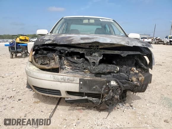 ✅ 2002 Volkswagen Jetta GLS • VIN: 3VWSP69M52M062357 • Lot: 65310785. Wystawiony na Copart z przebiegiem Nie podano. Bezpłatny archiwum sprzedaży aukcyjnych z USA i szczegółowy raport historii pojazdu na DreamBid. Zdjęcie 5.