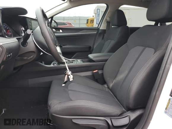 ✅ 2024 Kia K5 LXS • VIN: 5XXG14J2XRG252031 • Lot: 81220444. Wystawiony na Copart z przebiegiem 5 224 mil. Bezpłatny archiwum sprzedaży aukcyjnych z USA i szczegółowy raport historii pojazdu na DreamBid. Zdjęcie 7.