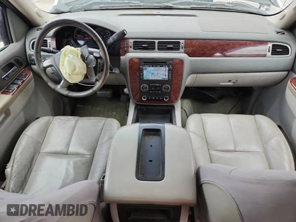 2011 Chevrolet Silverado 3500HD DRW LTZ с VIN 1GC5K1C89BZ371759, выставлен на аукционе Copart как лот 63428225 с пробегом 193 438 миль миль и Списание • Salvage title. История ставок и продаж доступна на DreamBid. Изображение 8.