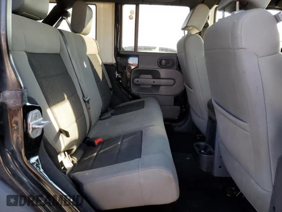 ✅ 2010 Jeep Wrangler Unlimited Rubicon • VIN: 1J4HA6H17AL164694 • Lot: 86890245. Listed on Copart with 167,029 mi. Free auction sales archive from the USA and detailed vehicle history report at DreamBid. Image 11.