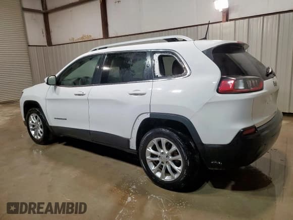 ✅ 2019 Jeep Cherokee Latitude • VIN: 1C4PJLCB6KD203237 • Lot: 92636515. Wystawiony na Copart z przebiegiem 123 403 mil. Bezpłatny archiwum sprzedaży aukcyjnych z USA i szczegółowy raport historii pojazdu na DreamBid. Zdjęcie 2.