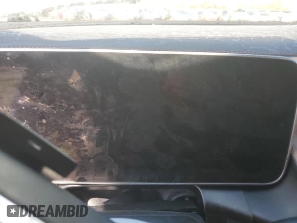 ✅ 2024 Mercedes-Benz GLC 300 • VIN: W1NKM4GB6RF209547 • Лот: 50373215. Опубликован ранее на Copart с пробегом Не указан. Бесплатный доступ к архиву аукционных продаж из США и подробный отчёт об истории автомобиля на DreamBid. Изображение 9.