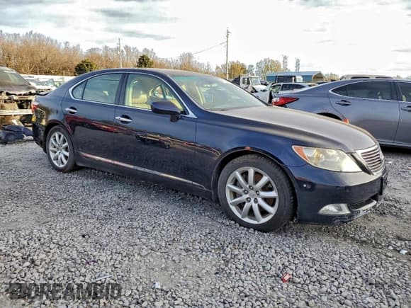 ✅ 2007 Lexus LS 460 • VIN: JTHBL46F975034226 • Lot: 96835355. Listed on Copart with 200,278 mi. Free auction sales archive from the USA and detailed vehicle history report at DreamBid. Image 4.