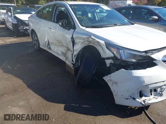 ✅ 2020 Subaru Legacy Premium • VIN: 4S3BWAC63L3016578 • Lot: 43440655. Listed on IAAI with 75,320 mi. Free auction sales archive from the USA and detailed vehicle history report at DreamBid. Image 6.