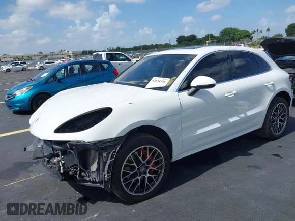 ✅ 2015 Porsche Macan Turbo • VIN: WP1AF2A56FLB91406 • Lot: 42834346. Listed on IAAI with 83,724 mi. Free auction sales archive from the USA and detailed vehicle history report at DreamBid. Image 18.