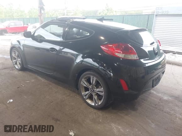 ✅ 2012 Hyundai Veloster w/Gray Int • VIN: KMHTC6AD8CU023947 • Lot: 42314126. Listed on IAAI with 57,630 mi. Free auction sales archive from the USA and detailed vehicle history report at DreamBid. Image 3.