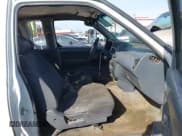 ✅ 2001 Nissan Frontier XE • VIN: 1N6DD26S51C389192 • Lot: 43633106. Wystawiony na IAAI z przebiegiem 245 128 mil. Bezpłatny archiwum sprzedaży aukcyjnych z USA i szczegółowy raport historii pojazdu na DreamBid. Zdjęcie 5.