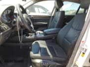 ✅ 2017 BMW X4 xDrive28i • VIN: 5UXXW3C3XH0T80382 • Lot: 52901823. Wystawiony na Copart z przebiegiem 76 042 mil. Bezpłatny archiwum sprzedaży aukcyjnych z USA i szczegółowy raport historii pojazdu na DreamBid. Zdjęcie 7.