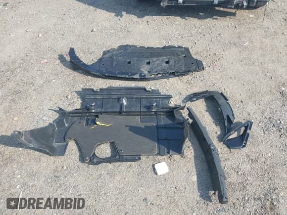 ✅ 2025 Subaru Forester • VIN: JF2SLDAC0SH408679 • Lot: 42545645. Listed on IAAI with 7,260 mi. Free auction sales archive from the USA and detailed vehicle history report at DreamBid. Image 12.