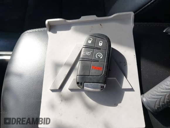 2018 Jeep Grand Cherokee Altitude z VIN 1C4RJFAG6JC312892, wystawiony jako IAAI lot #43382592 z przebiegiem 54 779 mil mil oraz . Historia ofert i sprzedaży dostępna na DreamBid. Obrazek 11.