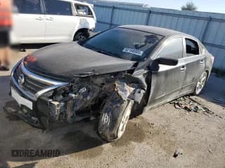 ✅ 2014 Nissan Altima 2.5 • VIN: 1N4AL3AP3EC328212 • Lot: 82168005. Wystawiony na Copart z przebiegiem 151 379 mil. Bezpłatny archiwum sprzedaży aukcyjnych z USA i szczegółowy raport historii pojazdu na DreamBid. Zdjęcie 1.