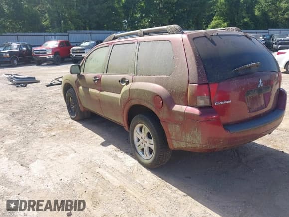 ✅ 2007 Mitsubishi Endeavor LS • VIN: 4A4MM21S57E067989 • Lot: 42788331. Listed on IAAI with 127,959 mi. Free auction sales archive from the USA and detailed vehicle history report at DreamBid. Image 3.
