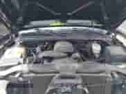 2004 Chevrolet Silverado 1500 z VIN 1GCEC14T24Z201973, wystawiony jako IAAI lot #41975574 z przebiegiem 127 796 mil mil oraz . Historia ofert i sprzedaży dostępna na DreamBid. Obrazek 10.