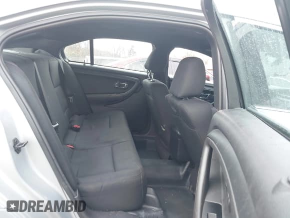 ✅ 2016 Ford Police Interceptor • VIN: 1FAHP2MK1GG122539 • Лот: 43756750. Опубликован ранее на IAAI с пробегом 214 853 миль. Бесплатный доступ к архиву аукционных продаж из США и подробный отчёт об истории автомобиля на DreamBid. Изображение 8.