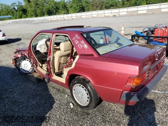 ✅ 1989 Mercedes-Benz 190 • VIN: WDBDA29D6KF626229 • Lot: 56010215. Listed on Copart with Not provided. Free auction sales archive from the USA and detailed vehicle history report at DreamBid. Image 2.