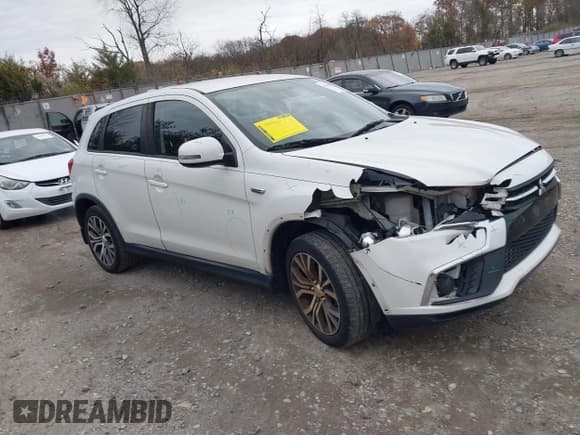 ✅ 2018 Mitsubishi Outlander ES • VIN: JA4AP3AU2JU021357 • Lot: 43665489. Wystawiony na IAAI z przebiegiem 143 651 mil. Bezpłatny archiwum sprzedaży aukcyjnych z USA i szczegółowy raport historii pojazdu na DreamBid. Zdjęcie 1.
