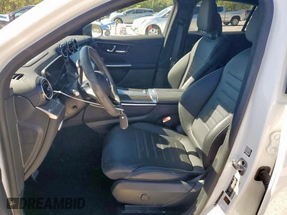 ✅ 2024 Mercedes-Benz GLC 300 • VIN: W1NKJ4HBXRF099738 • Лот: 91659815. Опубликован ранее на Copart с пробегом 9 352 миль. Бесплатный доступ к архиву аукционных продаж из США и подробный отчёт об истории автомобиля на DreamBid. Изображение 7.