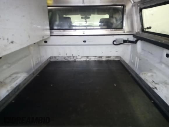 ✅ 2019 Chevrolet Silverado 2500HD Work Truck • VIN: 2GC2KREG0K1183128 • Lot: 42808909. Wystawiony na IAAI z przebiegiem 151 093 mil. Bezpłatny archiwum sprzedaży aukcyjnych z USA i szczegółowy raport historii pojazdu na DreamBid. Zdjęcie 1.