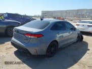 ✅ 2022 Toyota Corolla SE • VIN: 5YFS4MCE0NP124536 • Lot: 42524964. Wystawiony na IAAI z przebiegiem 48 352 mil. Bezpłatny archiwum sprzedaży aukcyjnych z USA i szczegółowy raport historii pojazdu na DreamBid. Zdjęcie 4.