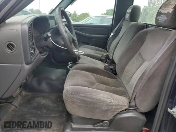 2006 Chevrolet Silverado 1500 Work Truck z VIN 3GCEC14X36G185384, wystawiony jako Copart lot #57725095 z przebiegiem 245 172 mil mil oraz Szkoda całkowita • Salvage title. Historia ofert i sprzedaży dostępna na DreamBid. Obrazek 7.