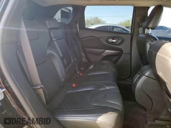 ✅ 2019 Jeep Cherokee Limited • VIN: 1C4PJMDX2KD121456 • Lot: 80253135. Listed on Copart with 152,670 mi. Free auction sales archive from the USA and detailed vehicle history report at DreamBid. Image 11.