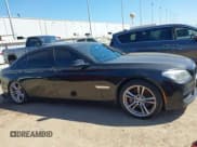 ✅ 2014 BMW 7 Series ALPINA B7 • VIN: WBAYE8C53ED135383 • Lot: 41778392. Wystawiony na IAAI z przebiegiem 110 468 mil. Bezpłatny archiwum sprzedaży aukcyjnych z USA i szczegółowy raport historii pojazdu na DreamBid. Zdjęcie 13.