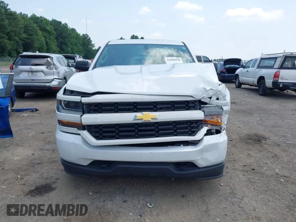 ✅ 2018 Chevrolet Silverado 1500 Custom • VIN: 1GCRCPEC7JZ184537 • Лот: 42606830. Опубликован ранее на IAAI с пробегом 149 588 миль. Бесплатный доступ к архиву аукционных продаж из США и подробный отчёт об истории автомобиля на DreamBid. Изображение 13.