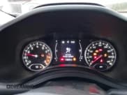 ✅ 2017 Jeep Renegade Latitude • VIN: ZACCJBBB5HPG12737 • Lot: 43613900. Listed on IAAI with 118,237 mi. Free auction sales archive from the USA and detailed vehicle history report at DreamBid. Image 7.