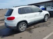 ✅ 2016 Volkswagen Tiguan SEL • VIN: WVGAV7AX0GW528750 • Lot: 42039257. Wystawiony na IAAI z przebiegiem 106 823 mil. Bezpłatny archiwum sprzedaży aukcyjnych z USA i szczegółowy raport historii pojazdu na DreamBid. Zdjęcie 4.