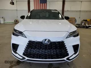 ✅ 2023 Lexus RX 500h F Sport Performance • VIN: 2T2BCMEA3PC004452 • Лот: 52526683. Опубликован ранее на Copart с пробегом 529 миль. Бесплатный доступ к архиву аукционных продаж из США и подробный отчёт об истории автомобиля на DreamBid. Изображение 5.