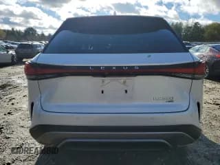 ✅ 2024 Lexus RX 350 Premium • VIN: 2T2BAMCA5RC071081 • Lot: 90236035. Wystawiony na Copart z przebiegiem 8 298 mil. Bezpłatny archiwum sprzedaży aukcyjnych z USA i szczegółowy raport historii pojazdu na DreamBid. Zdjęcie 6.