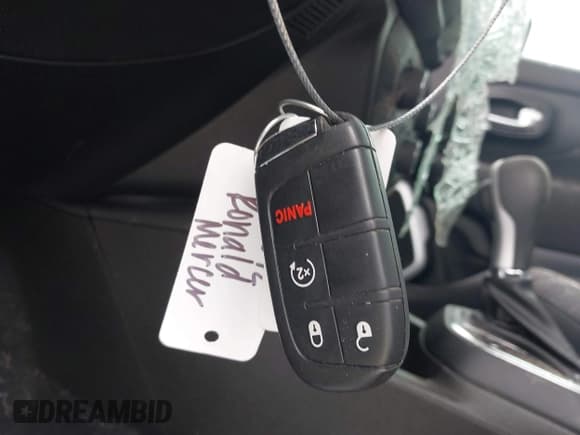 ✅ 2020 Jeep Renegade Latitude • VIN: ZACNJABB7LPL63074 • Lot: 42887631. Wystawiony na IAAI z przebiegiem 34 566 mil. Bezpłatny archiwum sprzedaży aukcyjnych z USA i szczegółowy raport historii pojazdu na DreamBid. Zdjęcie 11.