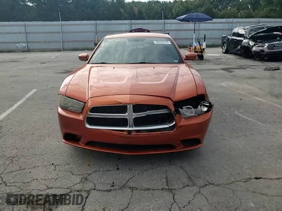 2011 Dodge Charger SE с VIN 2B3CL3CGXBH550286, выставлен на аукционе Copart как лот 80202205 с пробегом 171 764 миль миль и Списание • Salvage title. История ставок и продаж доступна на DreamBid. Изображение 13.