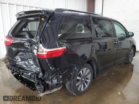 ✅ 2020 Toyota Sienna LE • VIN: 5TDJZ3DCXLS228492 • Lot: 61142515. Listed on Copart with 37,289 mi. Free auction sales archive from the USA and detailed vehicle history report at DreamBid. Image 3.