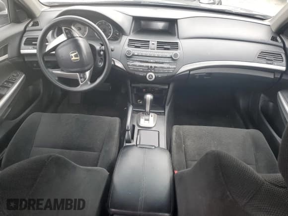 ✅ 2009 Honda Accord EX • VIN: 1HGCP26719A148224 • Лот: 90780825. Опубликован ранее на Copart с пробегом Не указан. Бесплатный доступ к архиву аукционных продаж из США и подробный отчёт об истории автомобиля на DreamBid. Изображение 8.