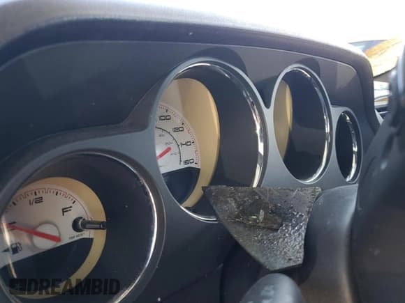 ✅ 2011 Dodge Challenger R/T Classic • VIN: 2B3CJ5DTXBH575637 • Lot: 85937054. Listed on Copart with Not provided. Free auction sales archive from the USA and detailed vehicle history report at DreamBid. Image 9.